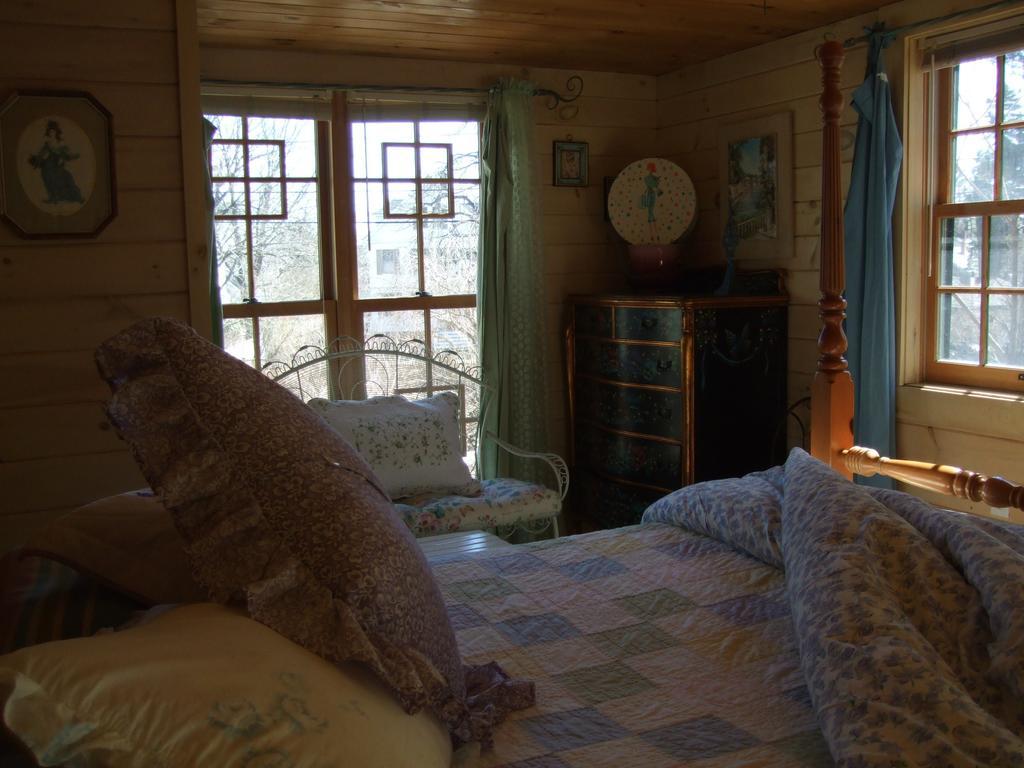 Enchanted Nights Bed & Bath Kittery Pokoj fotografie